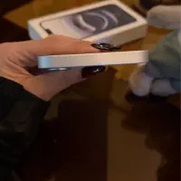 آیفون ۱۶e نو نو|موبایل|تهران, فدک|دیوار