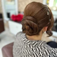۵۰درصد تخفیف ویژه ی میکاپ و شنیون|خدمات آرایشگری و زیبایی|کرج, عظیمیه|دیوار