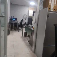 منشی شرکت