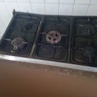 گاز برای آشپزی فر دارد