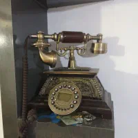 سلام دوستان یک عدد سماور و گوشی رومیزی و کتری