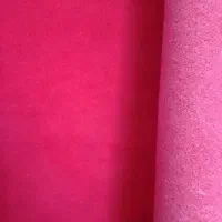 ۲۰ متر موکت قرمز خوشرنگ نو ( ۴ میلیون )