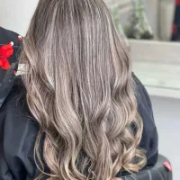 تخفیف۳۰درصدی رنگ و لایت و کراتین به مناسبت یلدا|خدمات آرایشگری و زیبایی|کرمانشاه, |دیوار