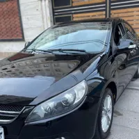 جک J5 اتوماتیک 1800cc، مدل ۱۳۹۳