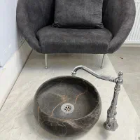 فروش پدیکور و سرشور و میز ناخن با شلف و صندلی|آرایشگاه و سالن‌های زیبایی|سمنان, |دیوار