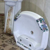 روشویی بزرگ و پایه