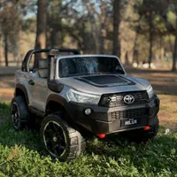 ماشین شارژی هایلوکس ۶موتوره تحت لیسانس