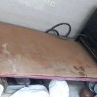 تخت فلزی