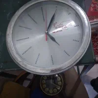 ساعت دیواری قدیمی سالم|کلکسیون اشیاء عتیقه|تهران, امام زاده عبدالله|دیوار