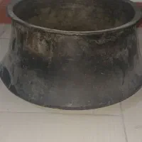 سه عدد دیگ مسی و سینی بزرگ