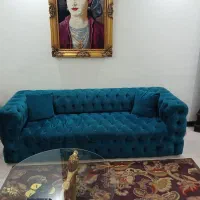 یک عدد کاناپه راحتی ۵ نفره