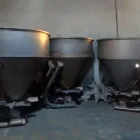 کودپاش و بذر پاش پشت تراکتوری (فروش نقد و چکی)|ماشین‌آلات صنعتی|مشهد, کوثر|دیوار