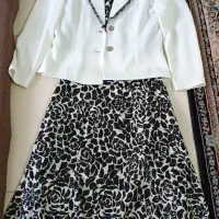 کت و دامن ۴۲