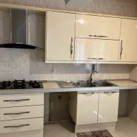 فروش کابینت دست دوم / های گلس / کاملا تمیز و سالم