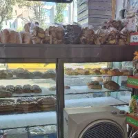 فروشنده خانم