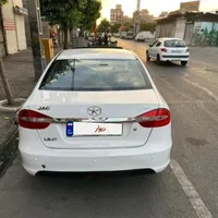 جک J5 اتوماتیک 1800cc، مدل ۱۳۹۶ اقساطی