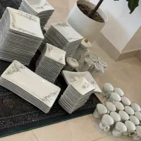 سرویس بسیار بسیار  نو  چینی زرین ۱۶۰ پارچه