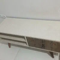 میز تلویزیون سالم و درحد نو