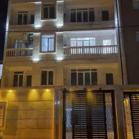 آپارتمان شهرک صدف طبقه اول خام جنوبی