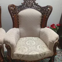 مبل سلطنتی چوب راش ۹نفره همراه بامیزوسط ودوعددعسلی|مبلمان خانگی و میز عسلی|تهران, سبلان (لشگر)|دیوار