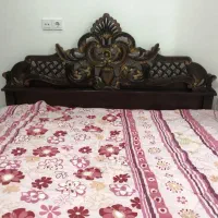 تخت دو نفره تمام چوب