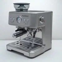 فروشنده خانم و آقا نیازمندم