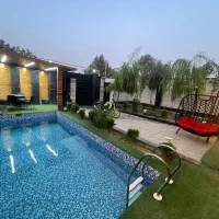 ویلا سوییسی تریبلکس به همراه آب گرم در سهیلیه