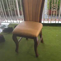 صندلی در حد نو دویست عدد( توضیحات)