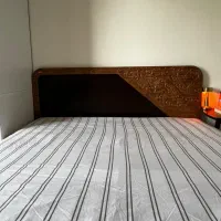 تخت و میز آرایش برند GFC کاملا سالمMDF با روکش چوب