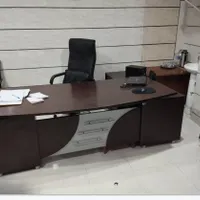 میز و صندلی اداری و دفتری