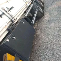 کفی لبه دار|خودرو سنگین|زالیان, |دیوار