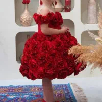 پیراهن گل رز قرمز بچگانه