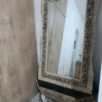 اینه|آینه|رباط‌کریم, رباط‌کریم|دیوار