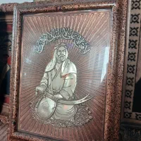 چند تابلو نقاشی و فرش قدیمی