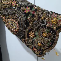 مانتو|لباس|اصفهان, جنیران (لادان)|دیوار