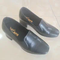 کفش سالم شماره 38 مشکی یک بار بیشتر نپوشیده شده