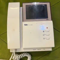 آیفون تصویری و تلفن رو میزی