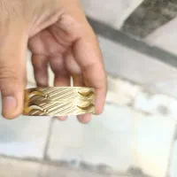 مقداری طلا ۱۵۰بالای تابلو خریدار زنگ بزنه