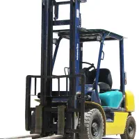 استخدام راننده لیفتراک