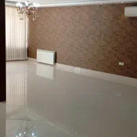۱۰۷مترهمکف حیاط دار زیبا