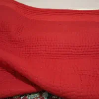 لحاف کرسی نو و بزرگ دوخت قدیم.|رختخواب، بالش، پتو|مبارکه, |دیوار