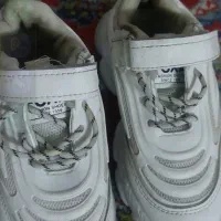 تعدادی کفش نو و کارکرده بچه گانه  در سایز مختلف|کفش و لباس بچه|فسا, |دیوار