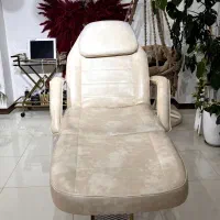 دو عدد تخت ماساژ