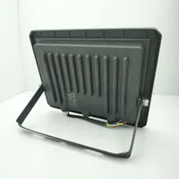 پروژکتور LED ضد آب با 18 ماه گارانتی|لامپ و چراغ|رشت, دباغیان|دیوار