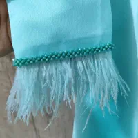 لباس مجلسی|لباس|رشت, عینک|دیوار