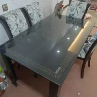 میز غذاخوری