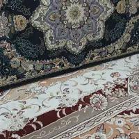 پشتی قالینی