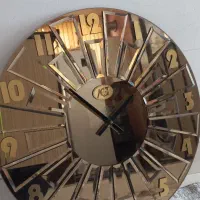 ساعت دیواری