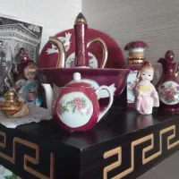 چینی قرمز قدیمی بلورناتاشا طاوس نگینی|ظروف سرو و پذیرایی|سهند, |دیوار