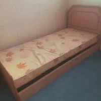 تخت یک نفره